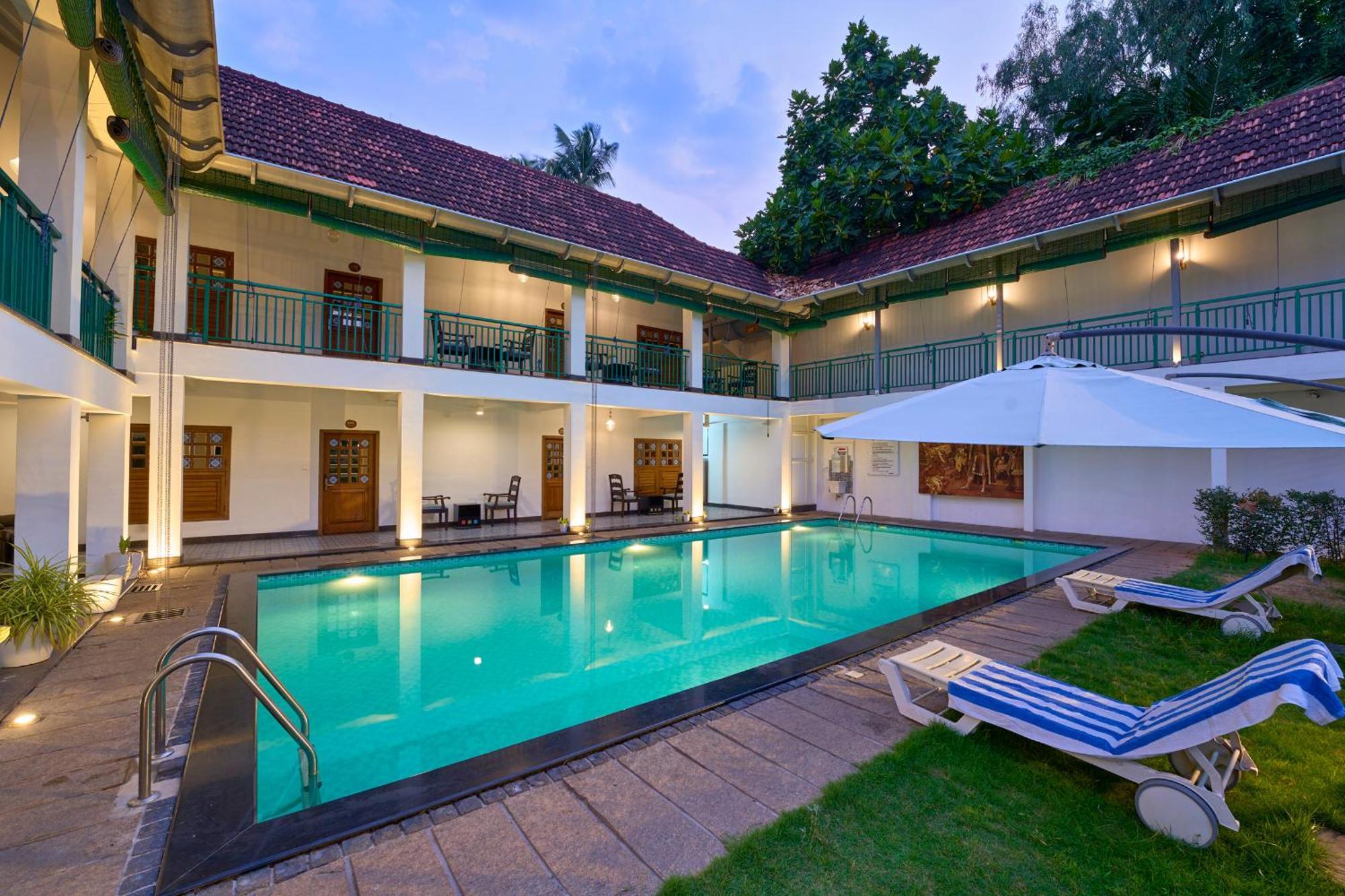Napier Heritage By Velvet Hotels Kochi Exteriör bild