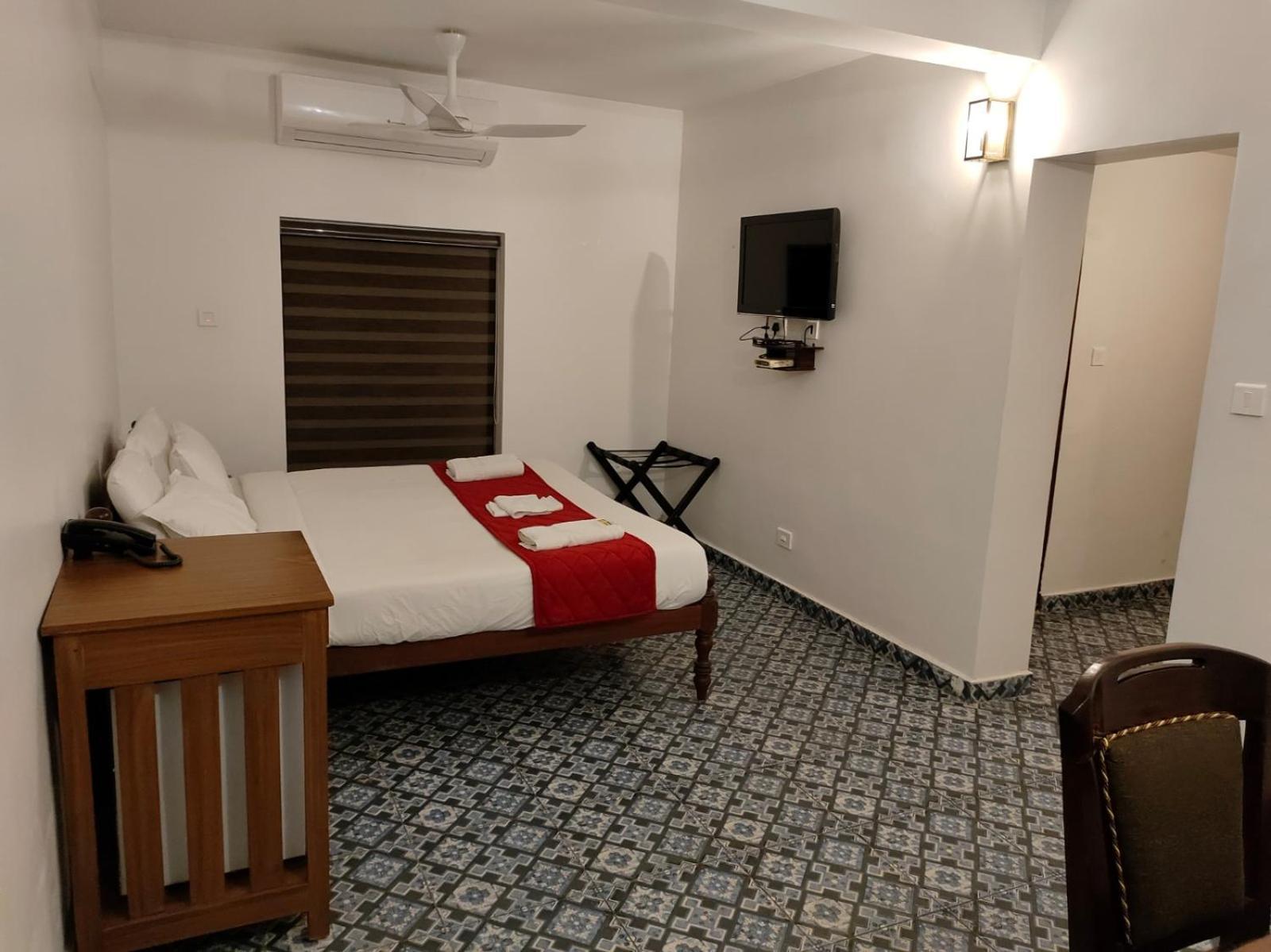 Napier Heritage By Velvet Hotels Kochi Exteriör bild